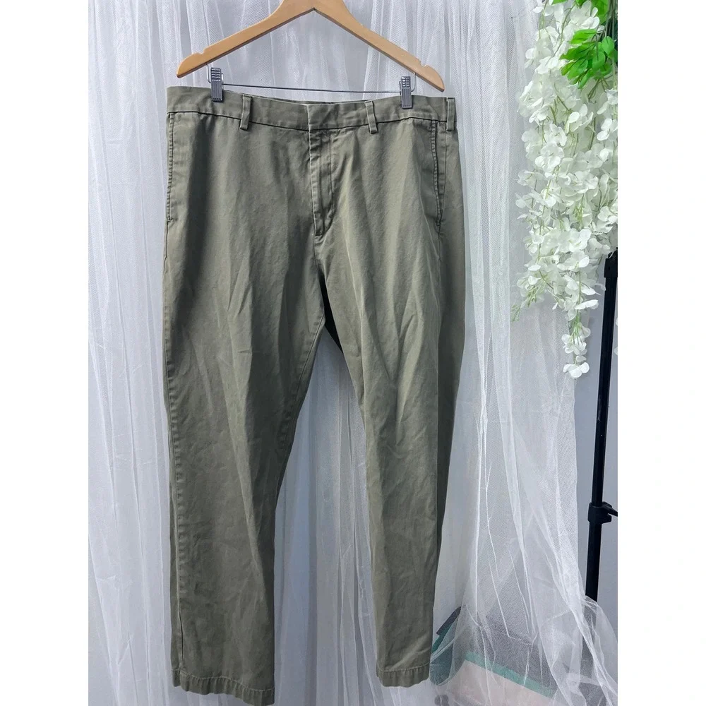 Banana Republic Emerson Chino Mens 38x32 Olive Green Straight Leg Cotton Pants